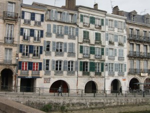 Bayonne quai de la nive
